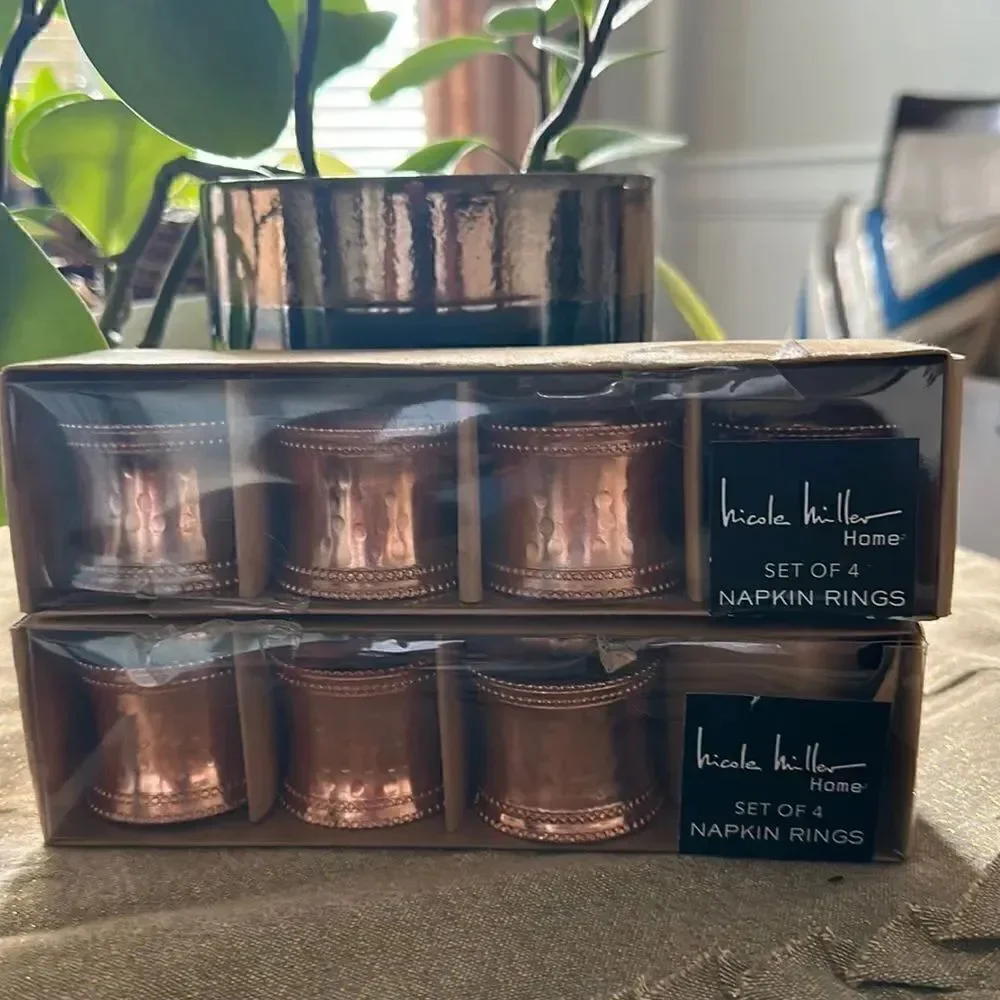 Nicole Miller Set of 4 Rose Gold Napkin Rings
